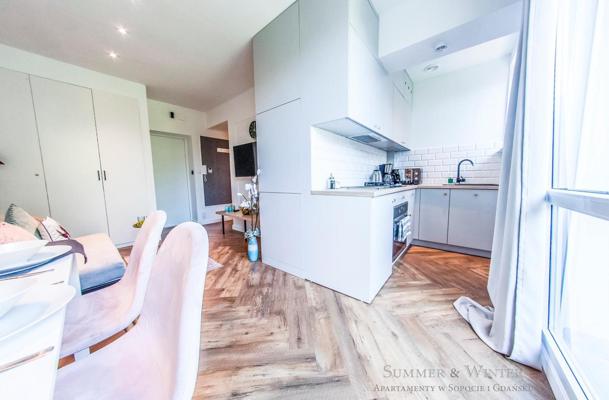 Апартаменти Family Luxury Pure Old Town 1-8, 2 Sypialnie I Salon, Parking Pub, 60m2