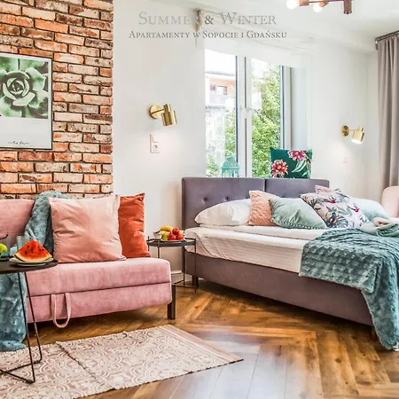 Family Luxury Pure Old Town Apartament 1-8, 2 Sypialnie I Salon, Parking Pub, 60M2 Danzig Exterior foto